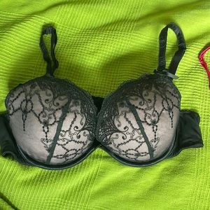 Cacique black lace bra 40c